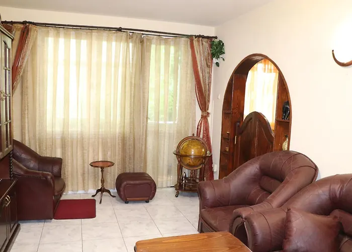 супер апартамент-център Warna