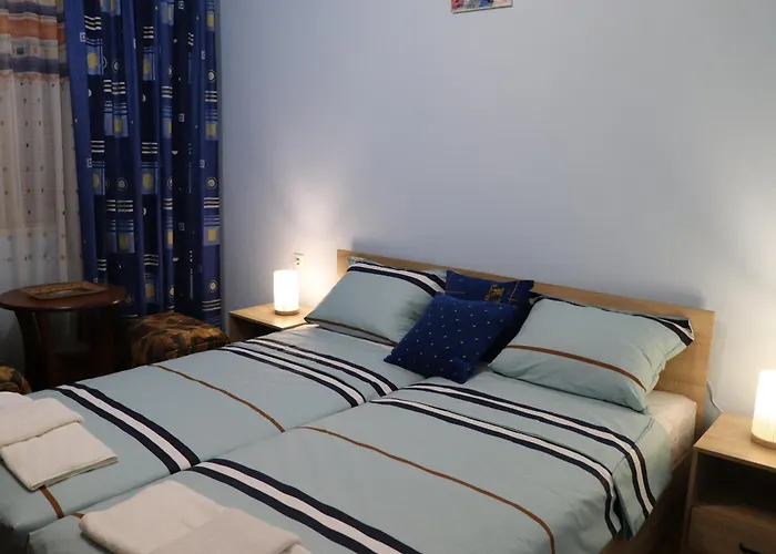 супер апартамент-център Apartment Warna